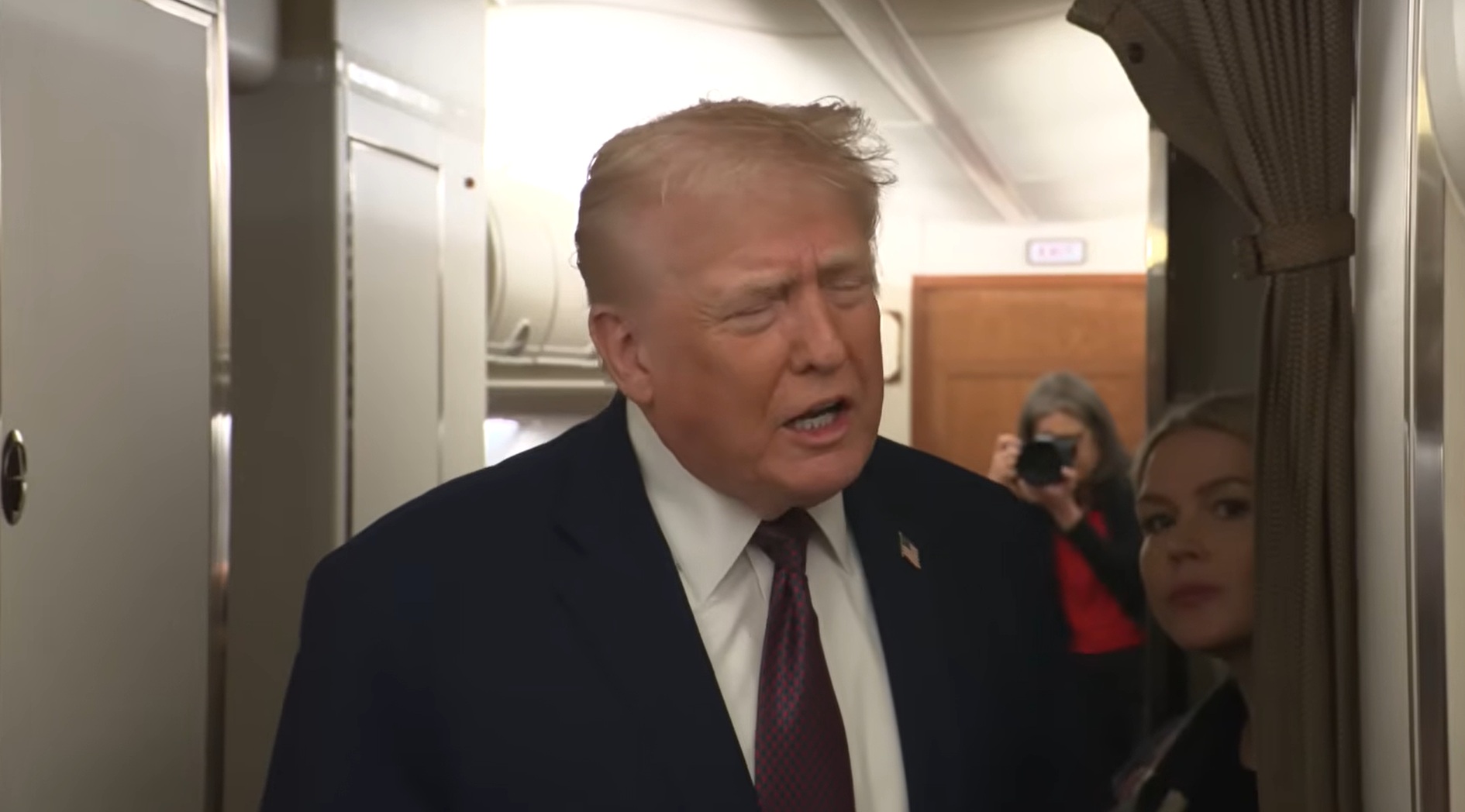 “Estamos considerando algumas medidas muito fortes”, diz Trump sobre o Irã