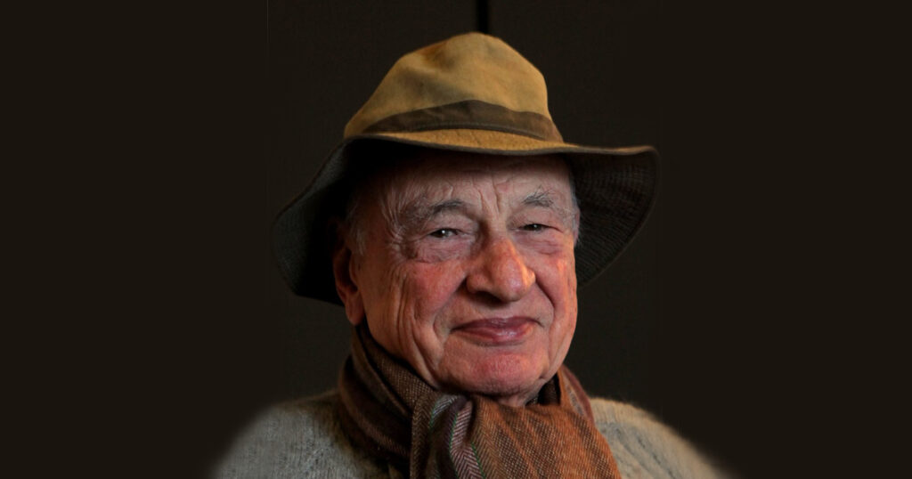 Edgar Morin (104 anos), filósofo, sobre a felicidade: “A velhice é um terreno fértil para a criação e a rebelião”