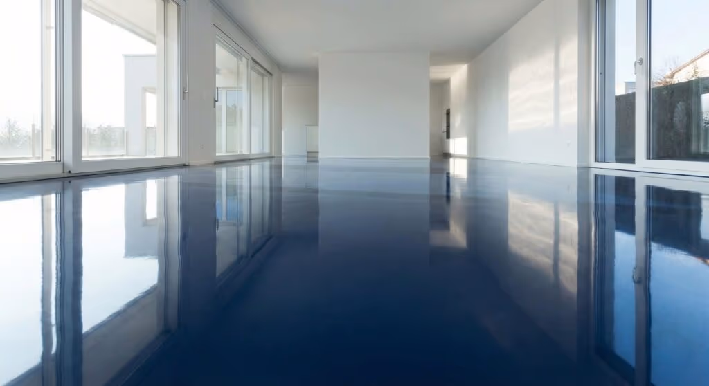 Essa técnica deixou o piso liso e brilhoso por menos da metade do custo de um porcelanato