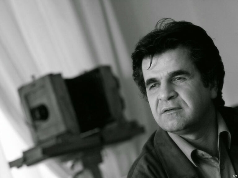“É hora de pôr um fim nisso”, diz cineasta iraniano Jafar Panahi