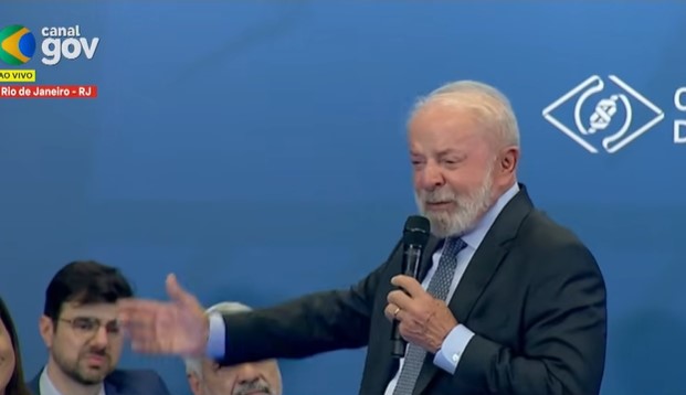 Crusoé: Lula reage ao ser chamado de ‘velhinho’