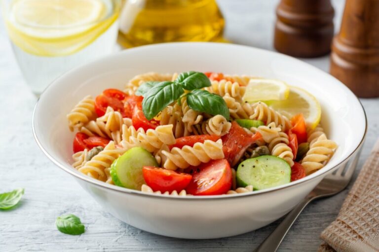 Cardápio da semana: 5 receitas saudáveis e refrescantes para almoço e jantar