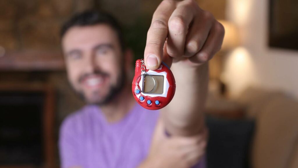 Sumido há 20 anos, Tamagotchi volta com versão digital