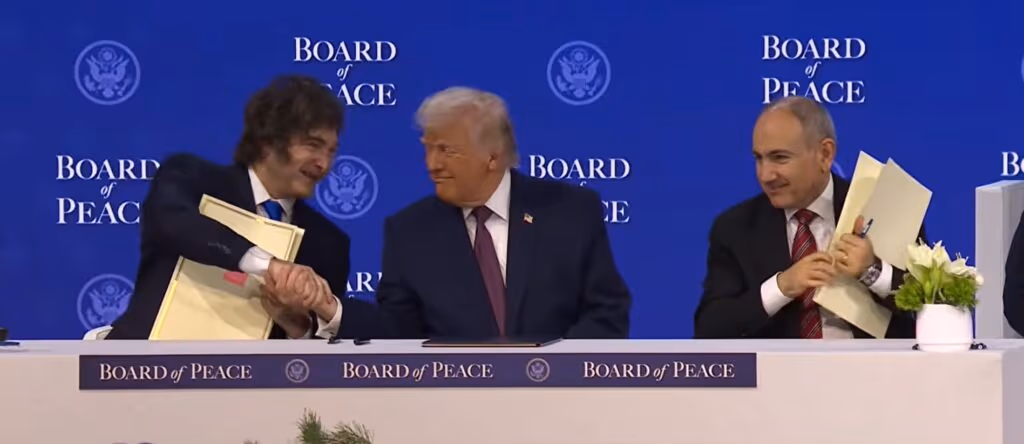 Sem Lula, Trump formaliza criação do Conselho de Paz