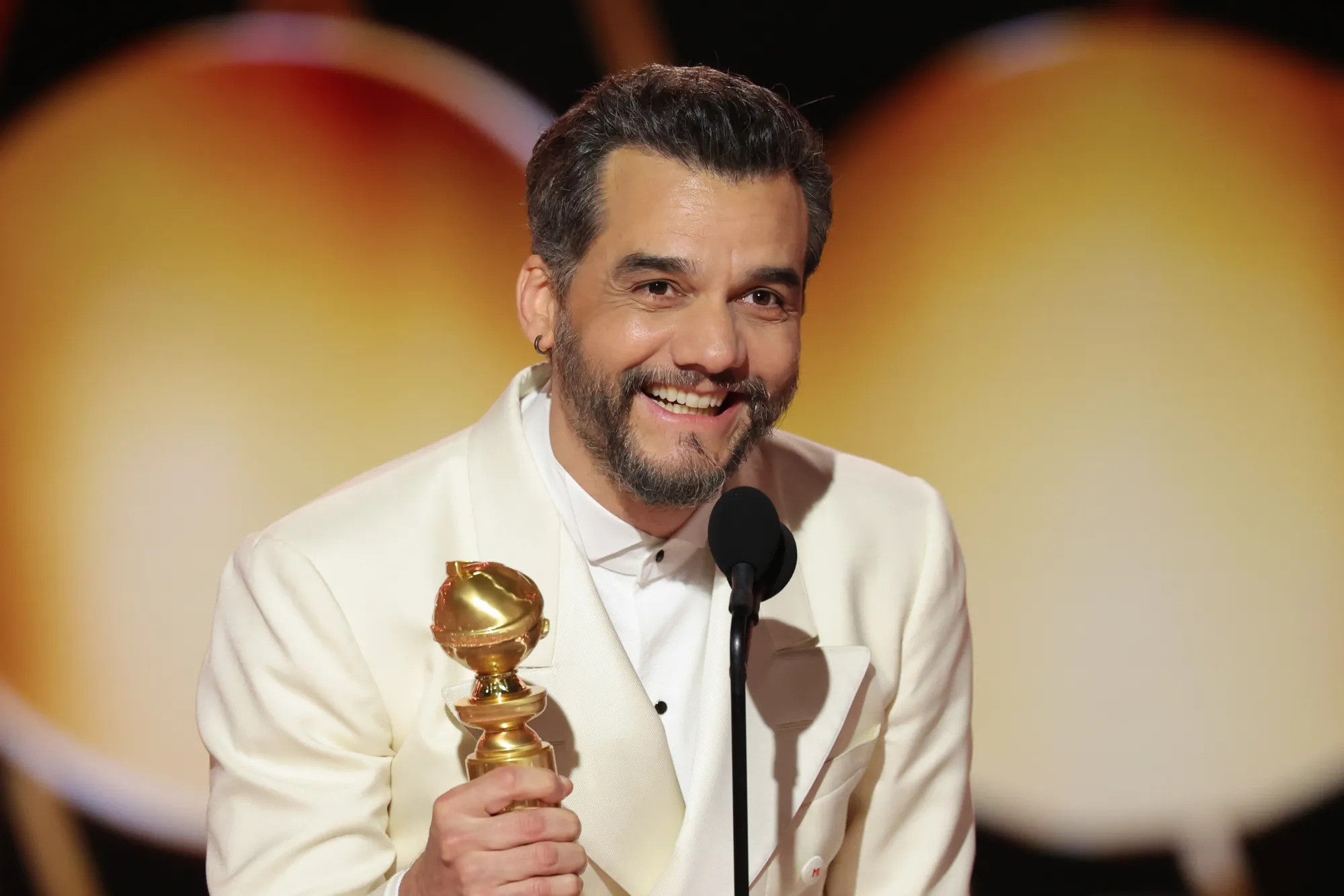 Wagner Moura vence prêmio de melhor ator em filme de drama no Globo de Ouro