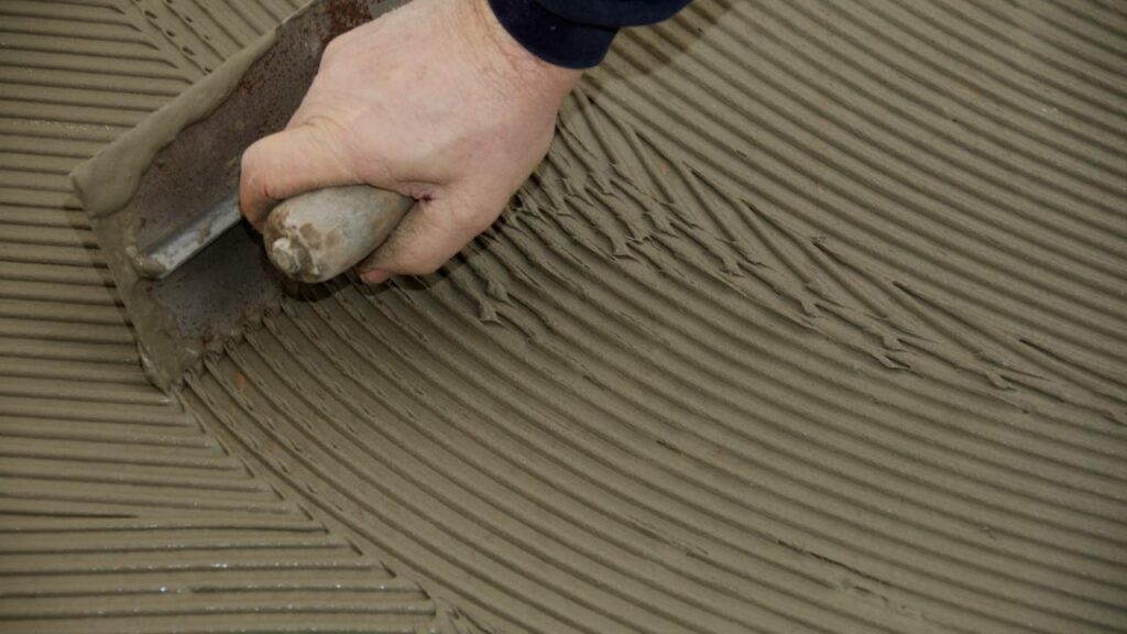 Brasileiro coloca cerâmica no teto e resultado choca internet