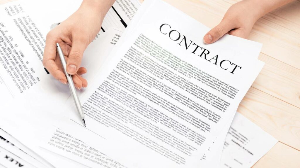 Por que você sublinha sua assinatura? O que esse simples traço revela?