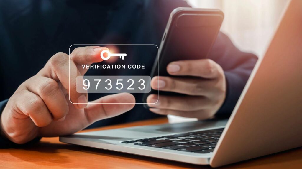 Como proteger seu banco no celular contra vírus e clonagens que estão cada vez mais comuns