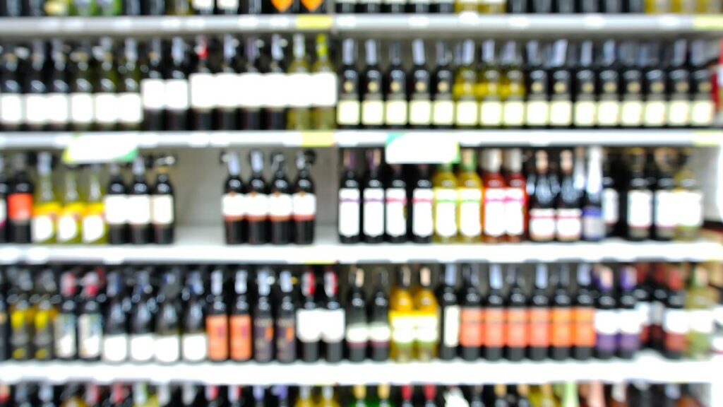 Operação "Poison Drink" na Bahia apreende bebidas alcóolicas