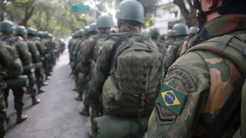 O Brasil conta com um contingente de mais de 200 mil soldados ativos - Créditos: depositphotos.com / joasouza