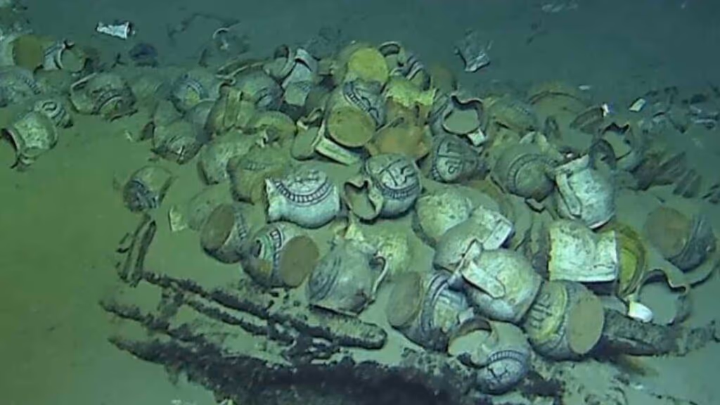 Tesouro a 2.500 metros de profundidade revela um naufrágio renascentista