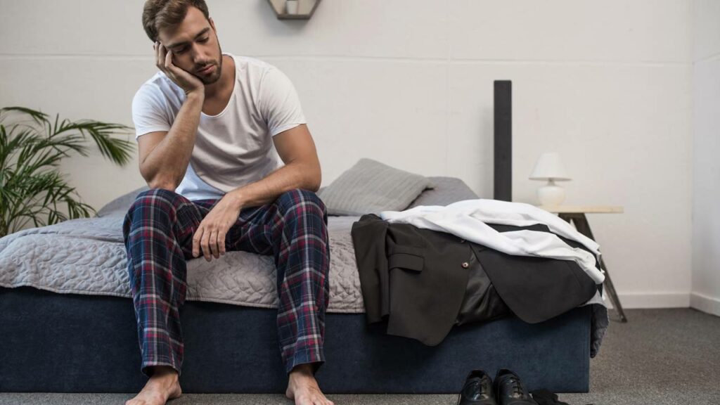 Profissões que pesam no corpo e na mente após os 40 e como adaptar sua rota