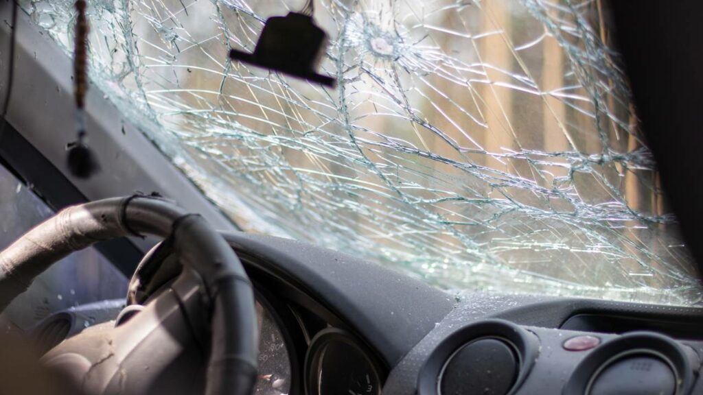 Quanto custa blindar um carro simples no Brasil?