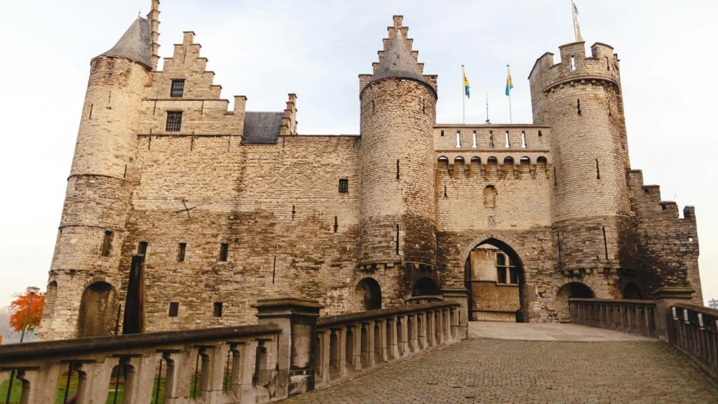 Esse hotel 4 estrelas nasceu de um castelo abandonado e milhões em dívida na pandemia