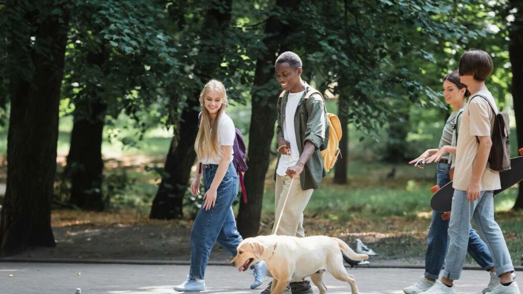 O que a psicologia revela sobre quem "conversa" com animais