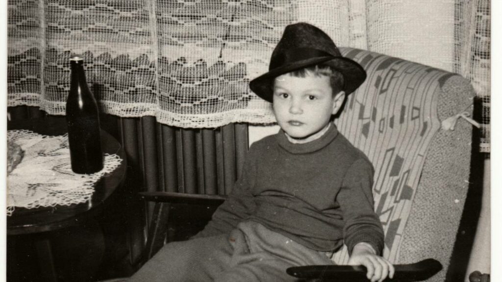 Cresceu na classe média baixa dos anos 70? A psicologia revela traços curiosos