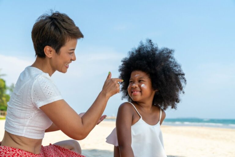 8 cuidados para garantir uma pele saudável no verão