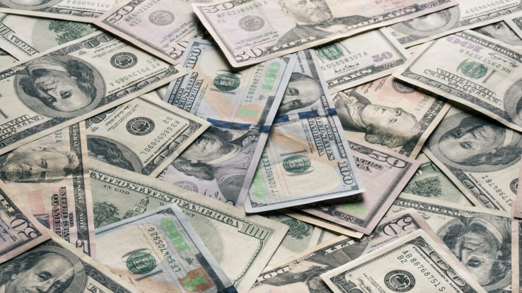 Como investir no Paraguai e ganhar em dólar morando no Brasil