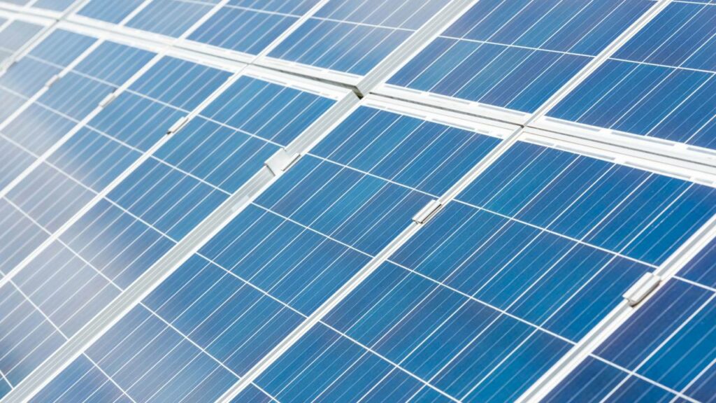 A primeira megausina solar pode virar o jogo da descarbonização