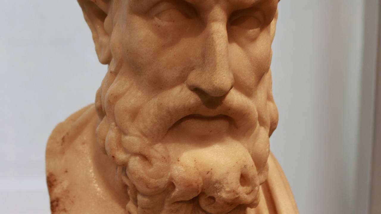 Epicuro ensina, “Não estragues o que tens desejando o que não tens”