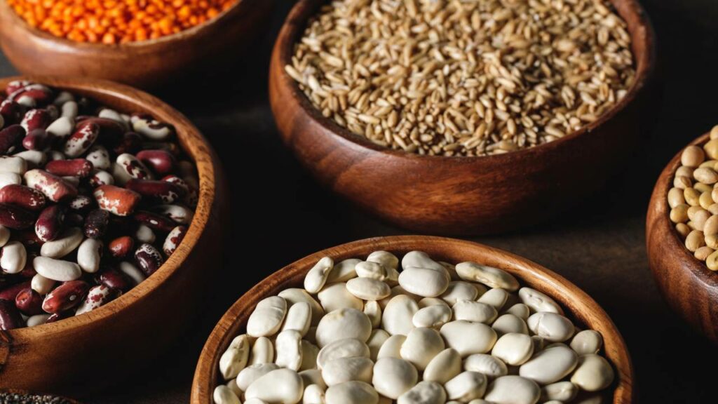 O trio de alimentos que ajuda a barrar o ganho de peso mesmo em dieta