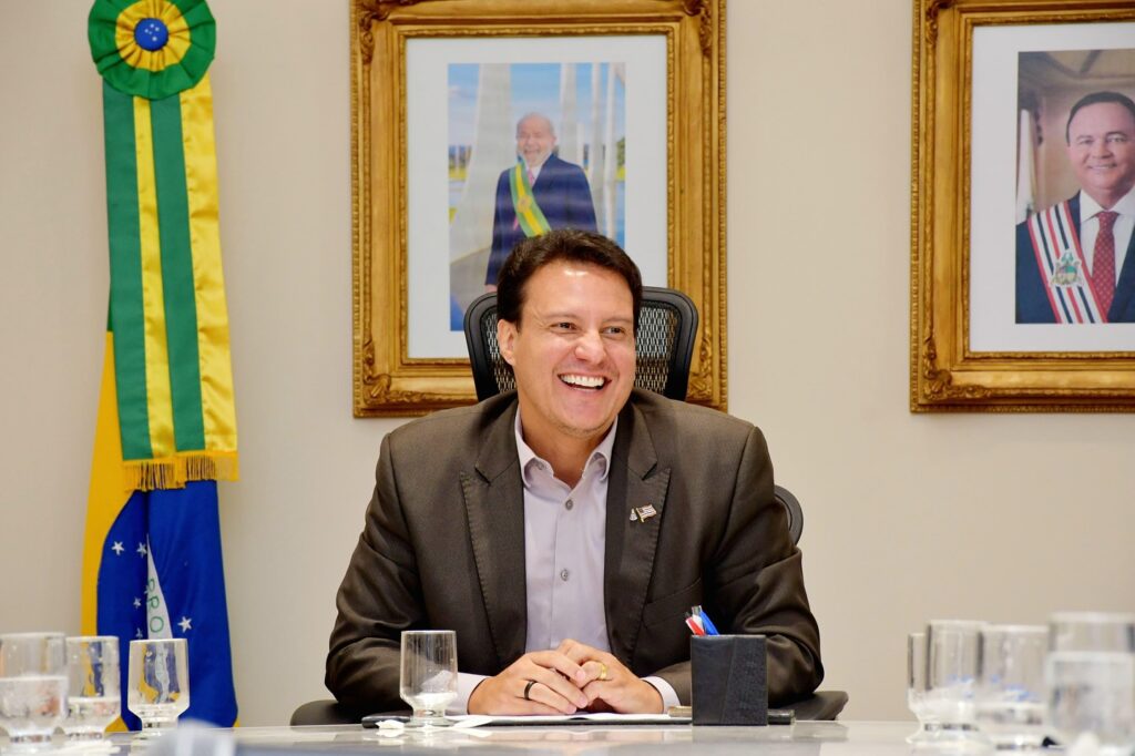 Vice-governador do MA perde o decoro em grupo de zap: “Safado, moleque, vagabundo”