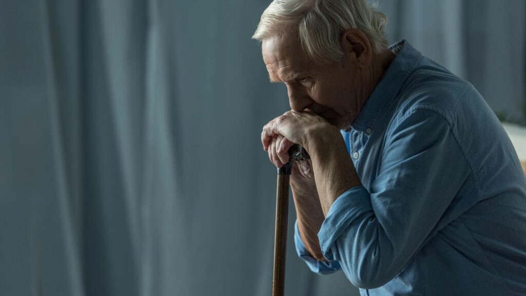 A demência costuma avançar em estágios de idade mais avançada - Créditos: depositphotos.com / NatashaFedorova