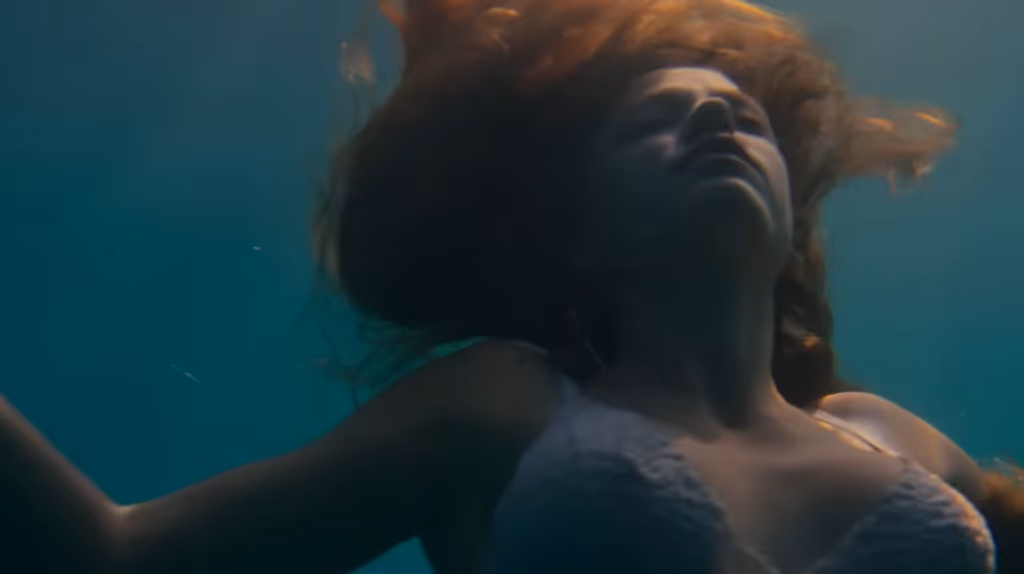 A série turca da Netflix que mistura romance, mistério e fantasia e virou febre no mundo todo