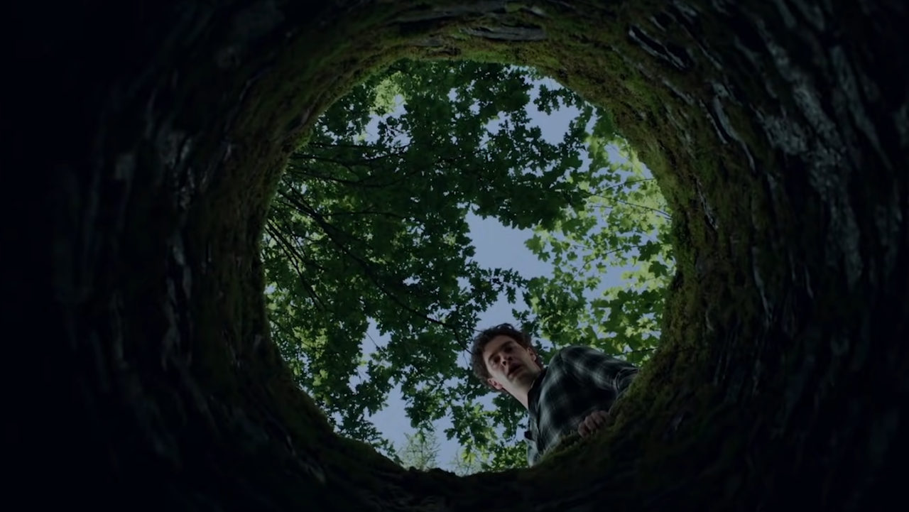 Essa série da Netflix parece comum, mas esconde um suspense perturbador