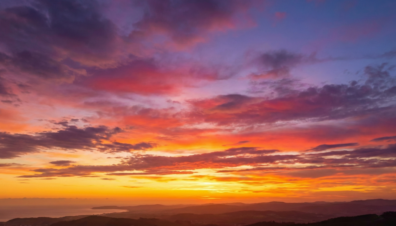 Por que o céu muda tanto de cor ao entardecer e parece um espetáculo diferente todo dia