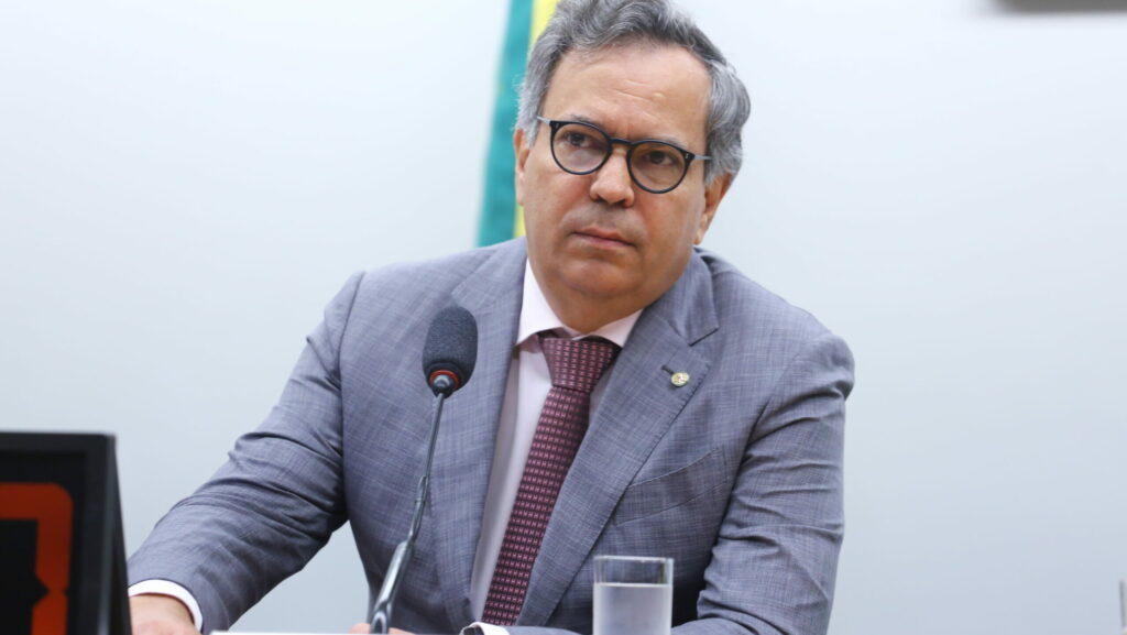Deputado Félix Mendonça Jr. é alvo de nova fase da Overclean