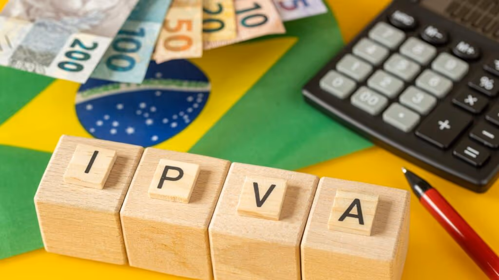 O que diz a lei sobre circular com o IPVA do veículo atrasado?