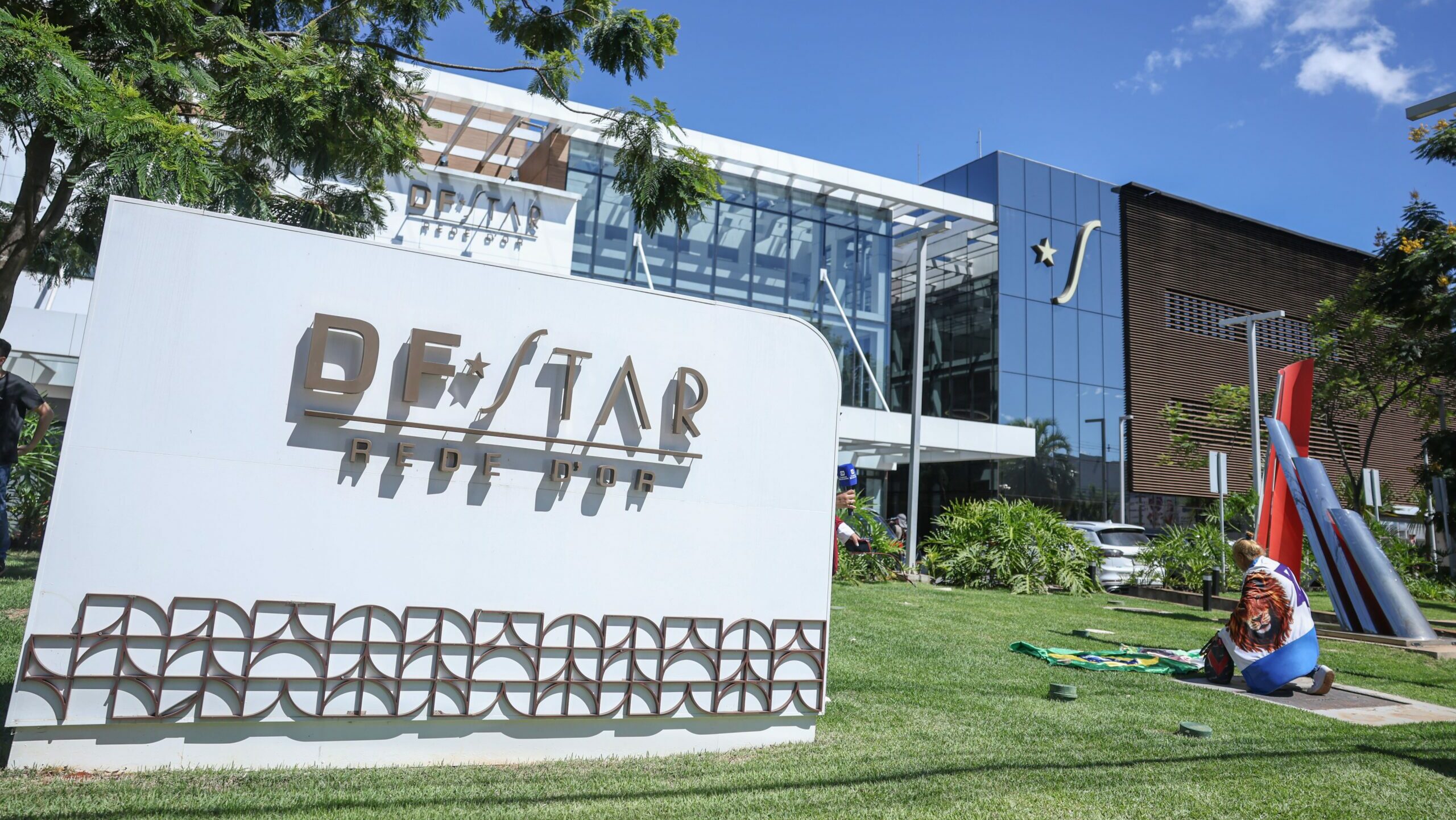 CFM anuncia sindicância sobre assistência médica a Bolsonaro