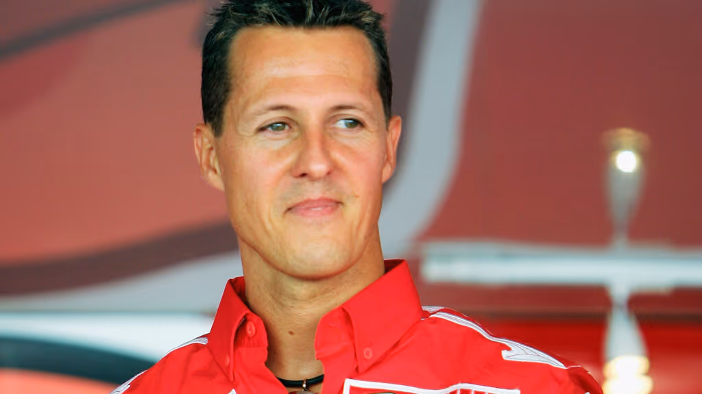 Michael Schumacher não está mais acamado, diz jornalista