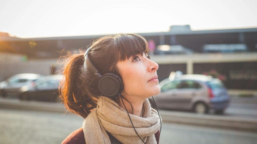 Por que sentimos arrepios quando ouvimos uma música que amamos