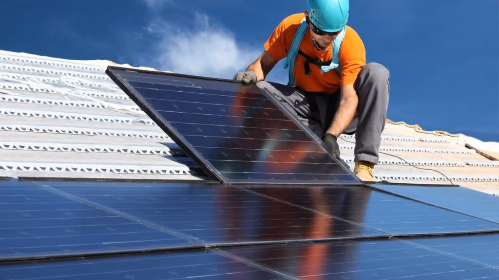 Quanto de energia elétrica você economiza investindo R$ 17 mil em painel solar