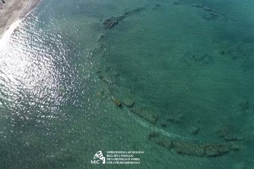 Arqueólogos encontram cidade romana submersa no Mediterrâneo