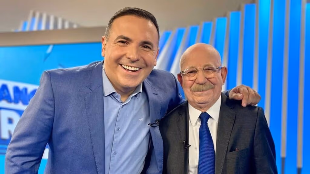 Record faz mudanças em seus telejornais