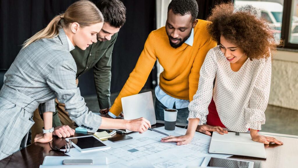 Quer ser mais poderoso em reuniões? Aprenda a arte de fazer perguntas