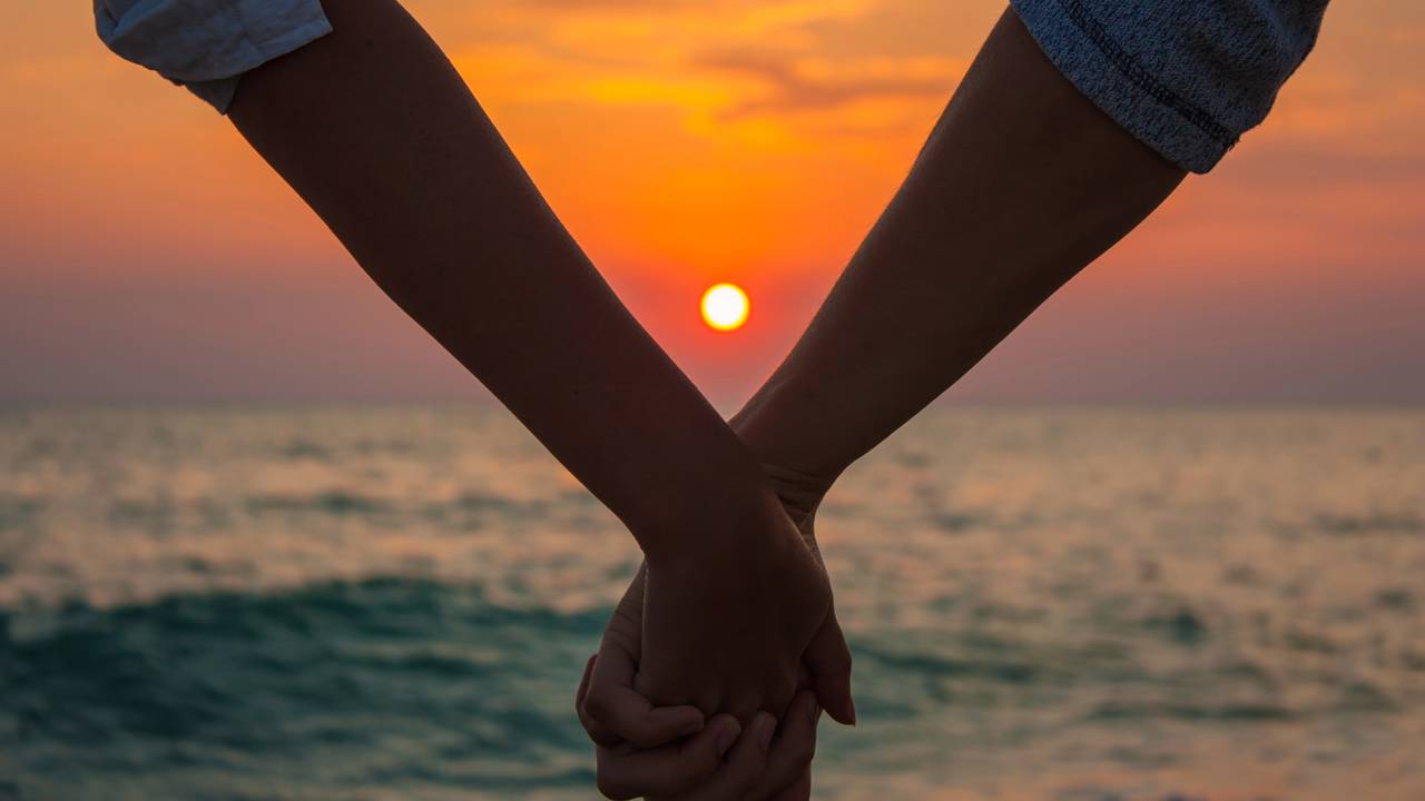 Esses 3 signos podem se apaixonar ou reatar um vínculo forte em janeiro