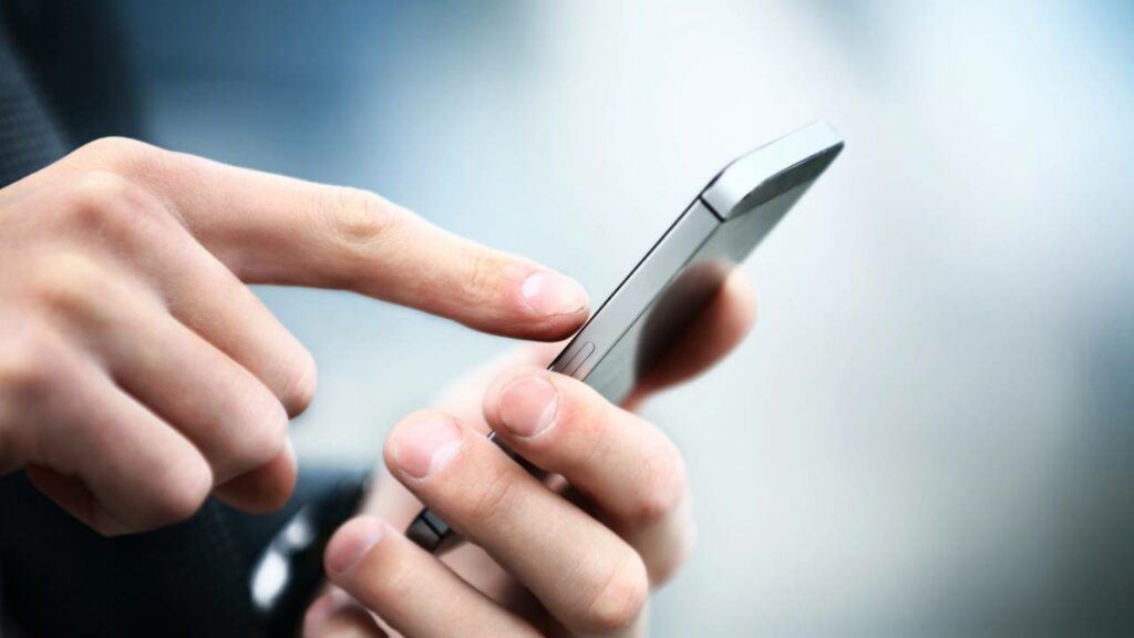 Isso deixa seu smartphone travando e quase todo mundo mantém ativo sem perceber nos celulares Android