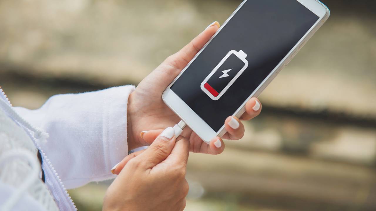 5 coisas que você faz com seu celular e podem desgastar a bateria do celular muito mais rápido