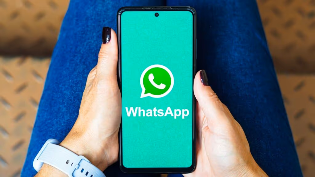 Ative o tradutor do WhatsApp e traduza mensagens automaticamente direto no aplicativo