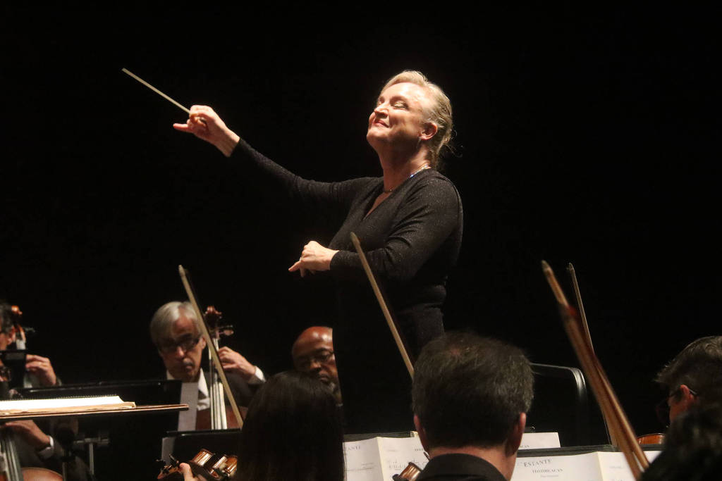 Demissão de regente da orquestra sinfônica de MG gera polêmica