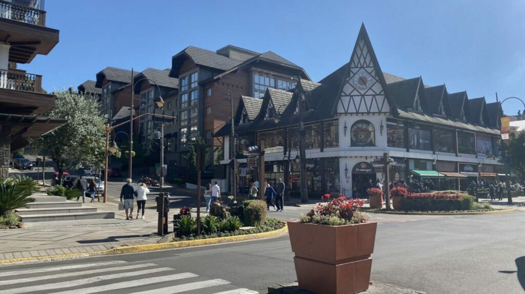 Gramado cresceu como uma grande cidade turística - Por Yeuxpapilon / Wikimedia Commons