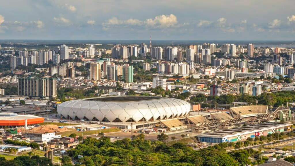 Essa cidade cresceu isolada pela floresta e virou centro econômico da região Norte