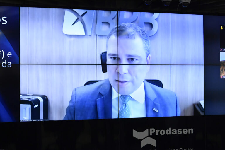 STF julga prisão de ex-presidente do BRB no caso do Banco Master