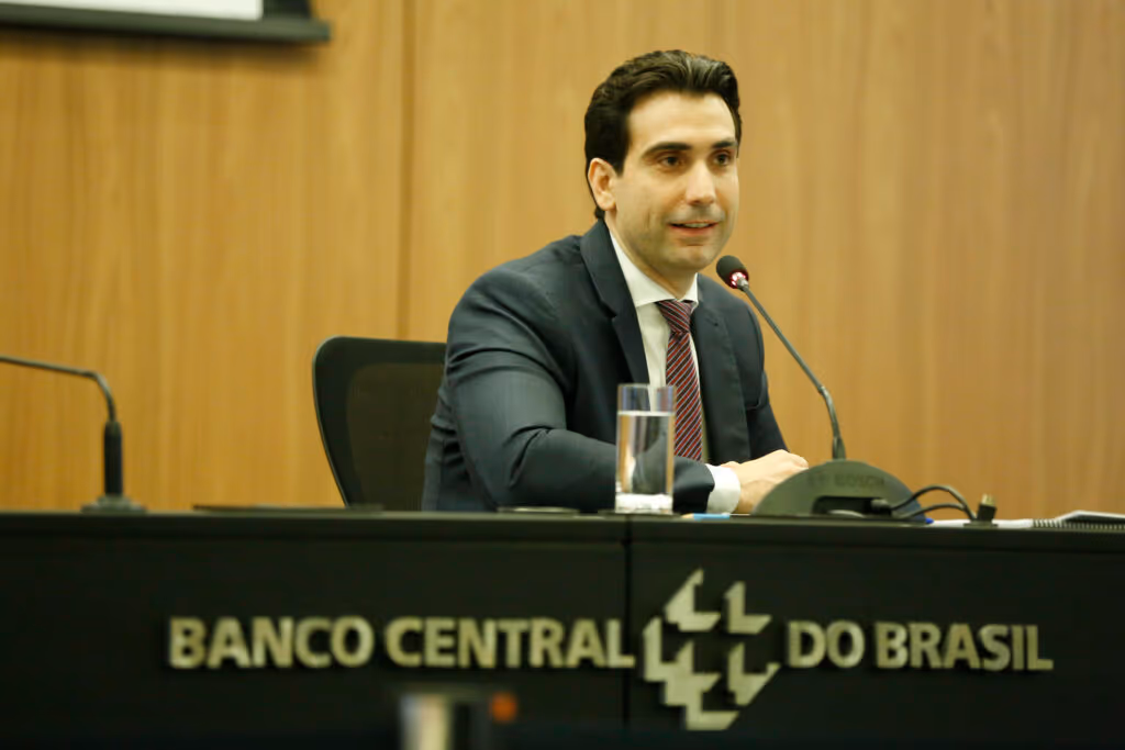 Ata do Copom destaca combate à inflação sem ajuda de Lula