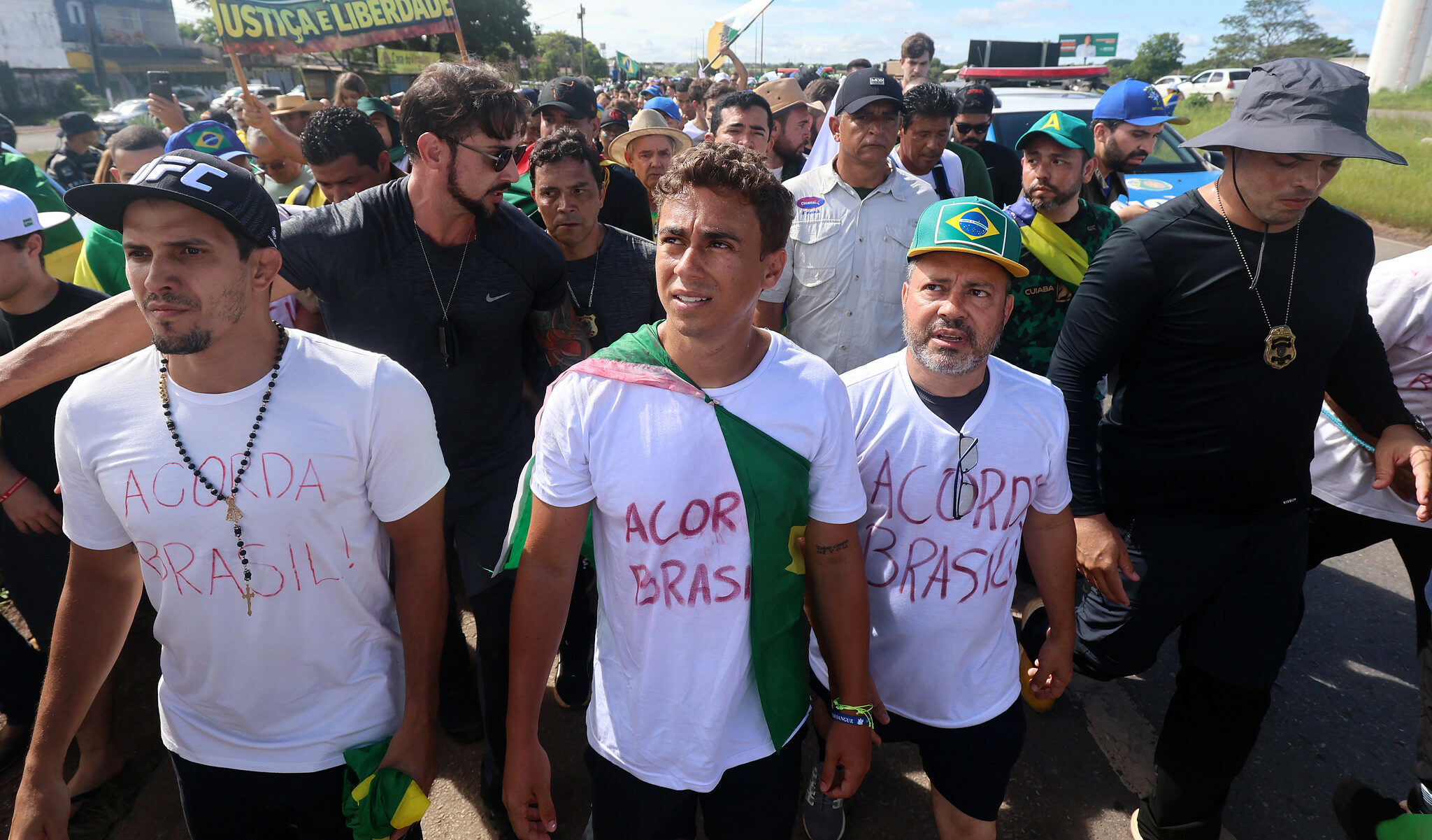 Quem segura Nikolas?