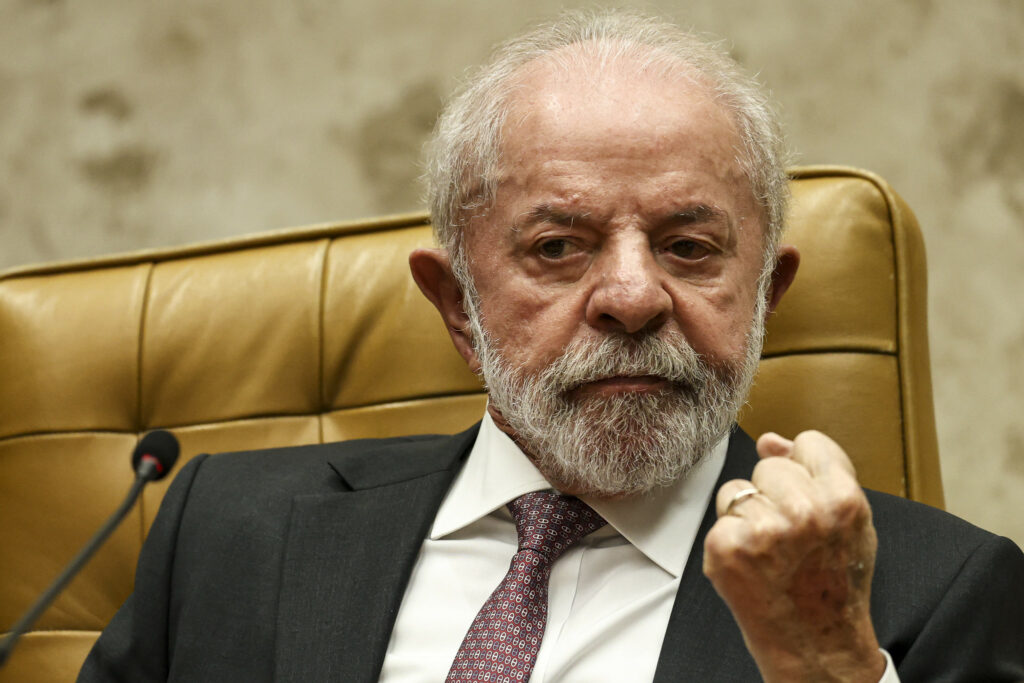 Zema ironiza homenagem a Lula no Carnaval com vídeo feito por IA